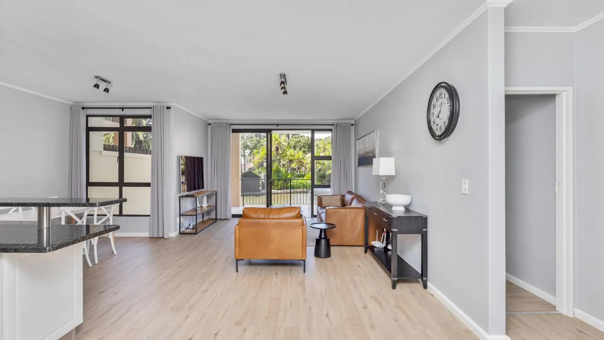 Apartment Capri On Lake Cape Town